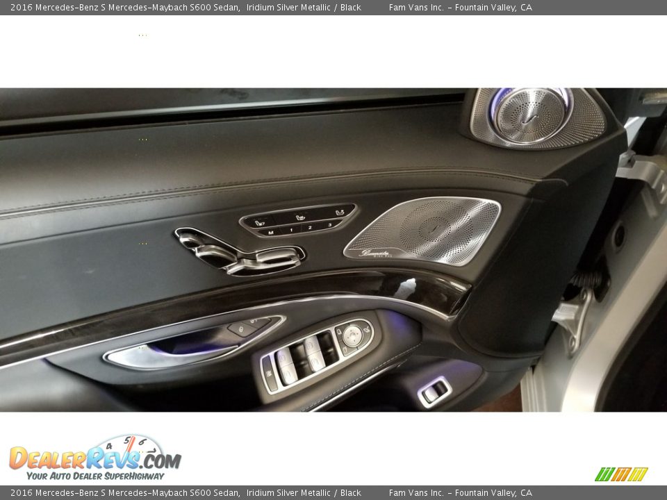 2016 Mercedes-Benz S Mercedes-Maybach S600 Sedan Iridium Silver Metallic / Black Photo #22