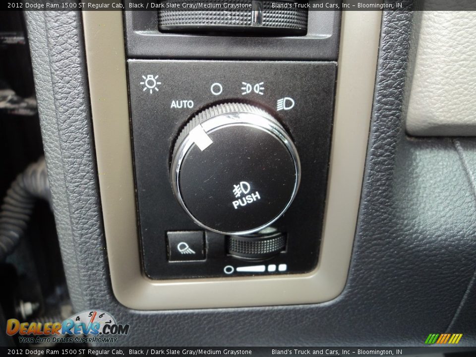 2012 Dodge Ram 1500 ST Regular Cab Black / Dark Slate Gray/Medium Graystone Photo #11