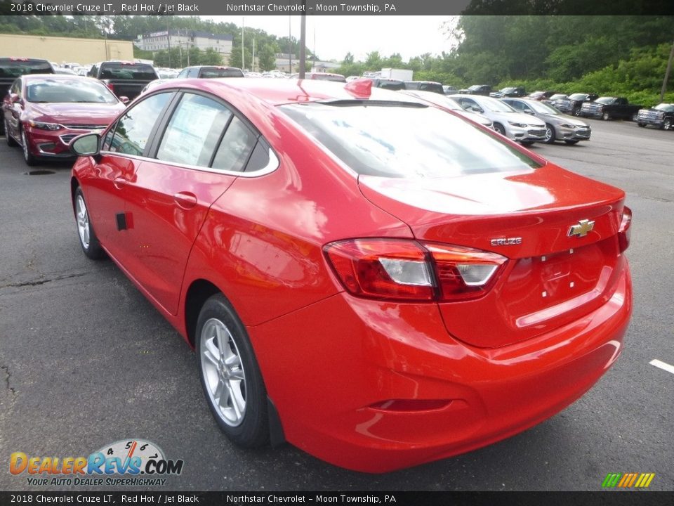 2018 Chevrolet Cruze LT Red Hot / Jet Black Photo #3