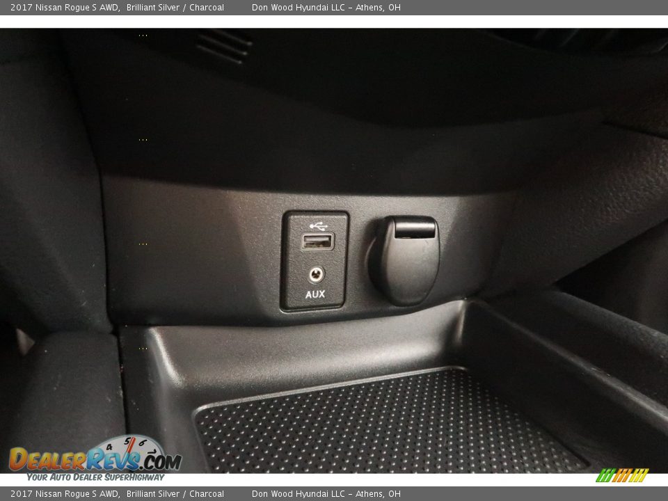 2017 Nissan Rogue S AWD Brilliant Silver / Charcoal Photo #3