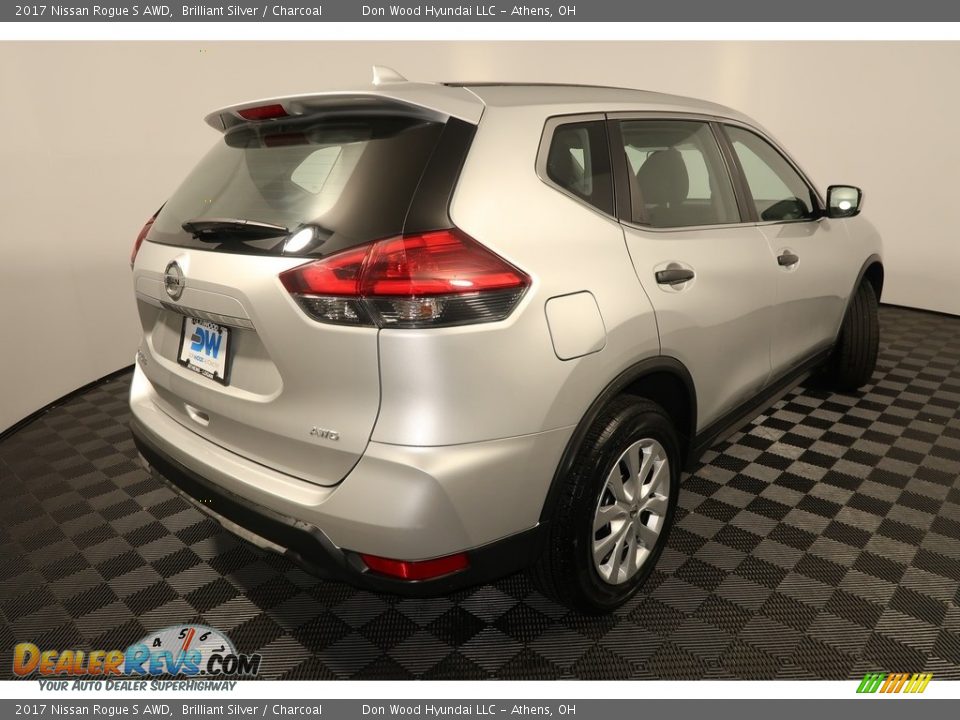 2017 Nissan Rogue S AWD Brilliant Silver / Charcoal Photo #13