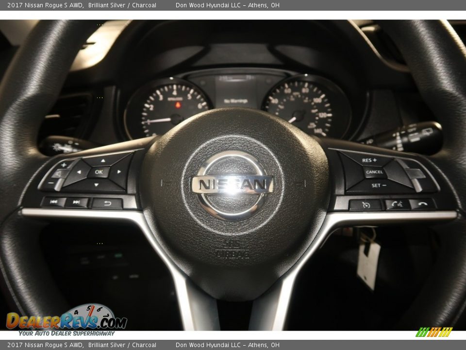 2017 Nissan Rogue S AWD Brilliant Silver / Charcoal Photo #15
