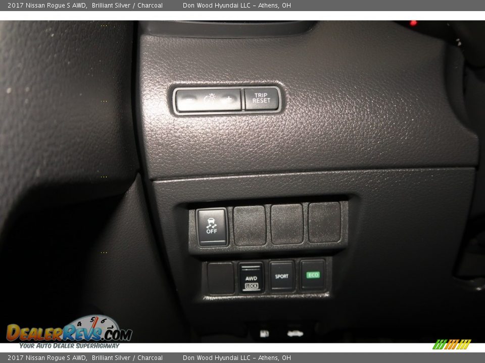 2017 Nissan Rogue S AWD Brilliant Silver / Charcoal Photo #34