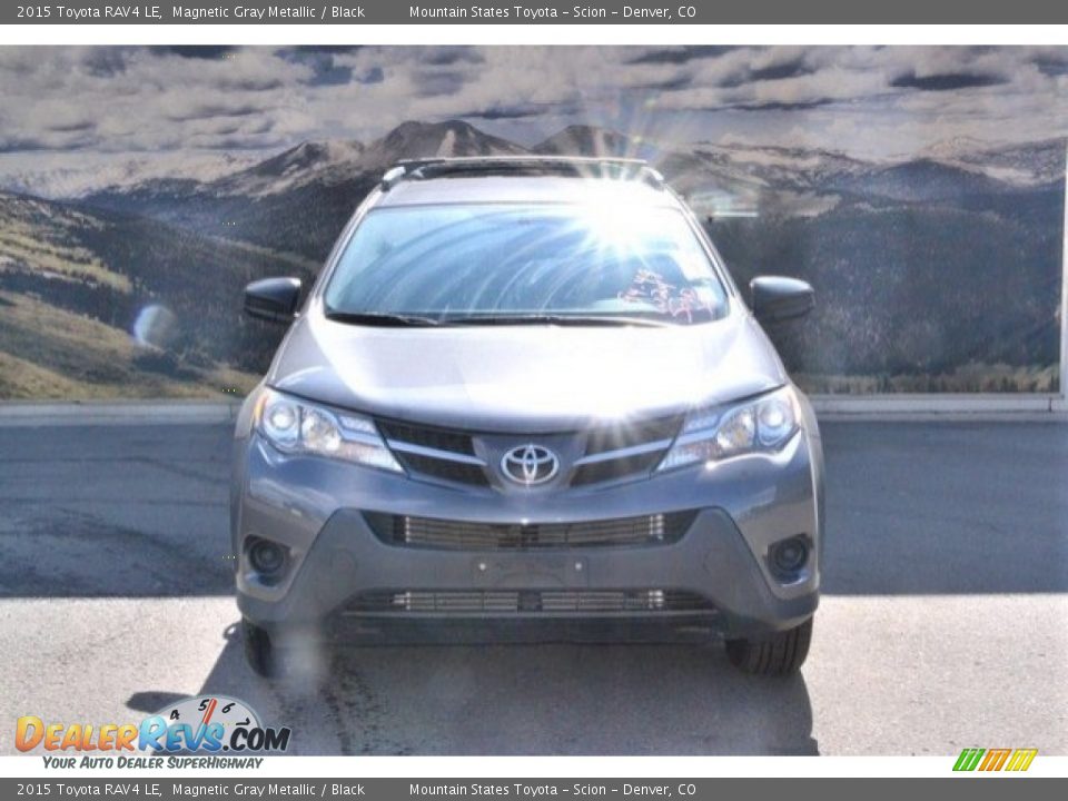 2015 Toyota RAV4 LE Magnetic Gray Metallic / Black Photo #2