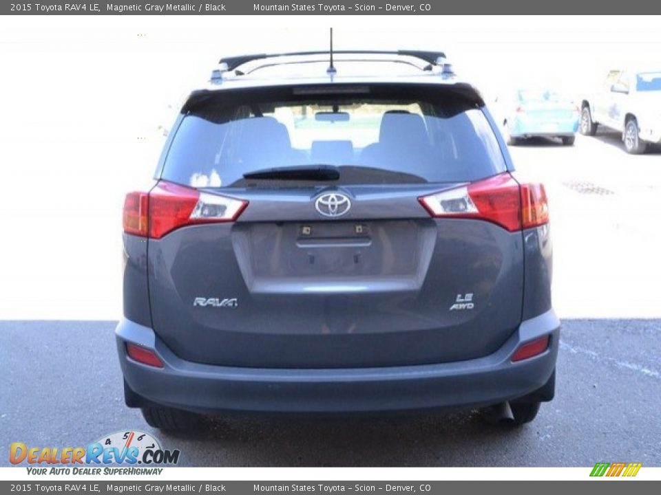 2015 Toyota RAV4 LE Magnetic Gray Metallic / Black Photo #6