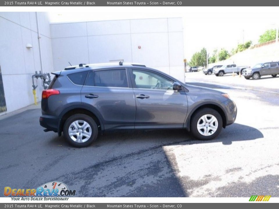 2015 Toyota RAV4 LE Magnetic Gray Metallic / Black Photo #8