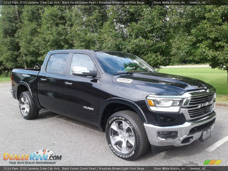 2019 Ram 1500 Laramie Crew Cab 4x4 Black Forest Green Pearl / Mountain Brown/Light Frost Beige Photo #4
