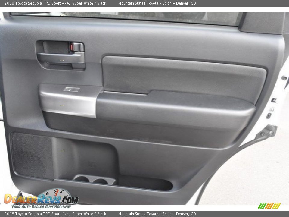 2018 Toyota Sequoia TRD Sport 4x4 Super White / Black Photo #26