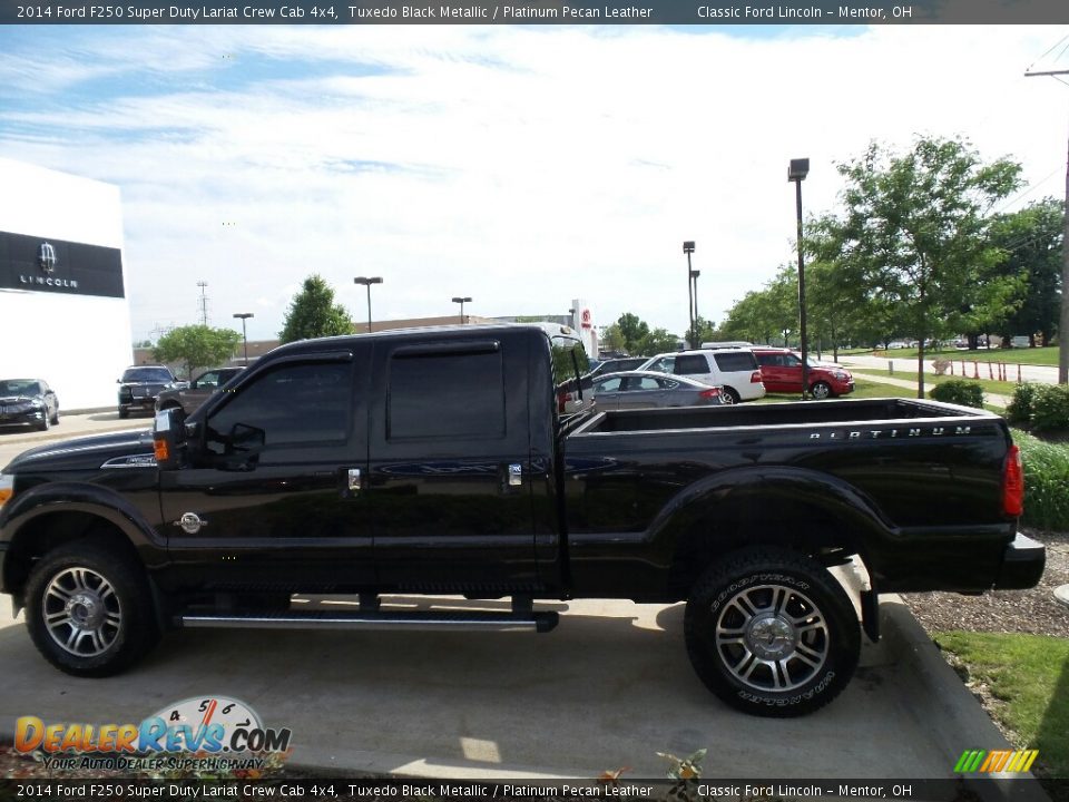 2014 Ford F250 Super Duty Lariat Crew Cab 4x4 Tuxedo Black Metallic / Platinum Pecan Leather Photo #4
