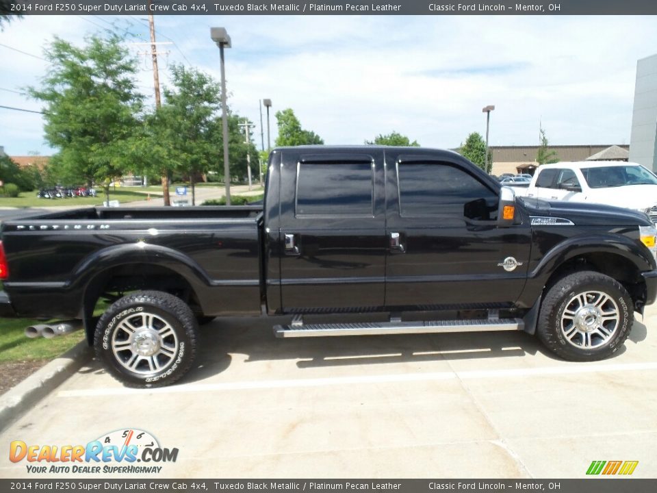 2014 Ford F250 Super Duty Lariat Crew Cab 4x4 Tuxedo Black Metallic / Platinum Pecan Leather Photo #5