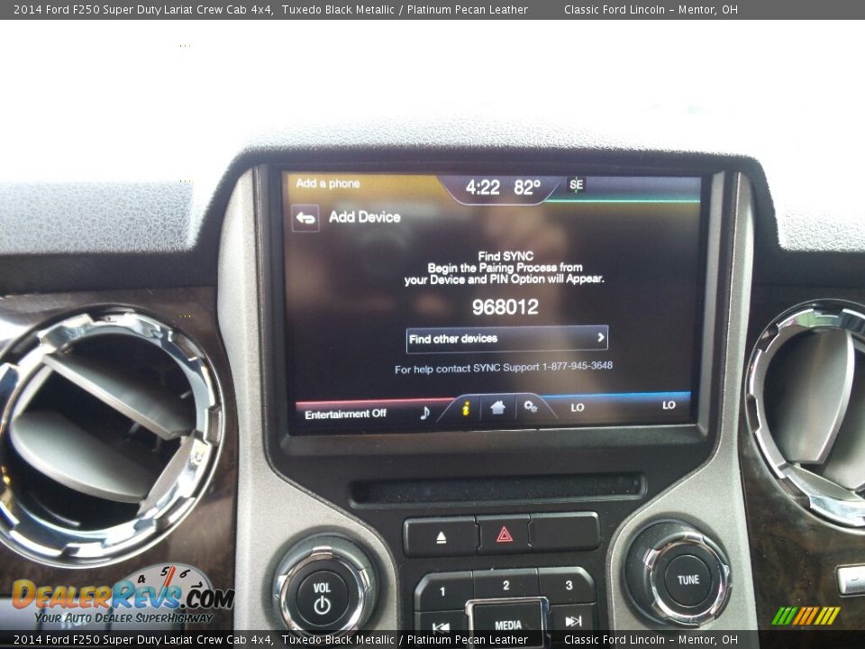 2014 Ford F250 Super Duty Lariat Crew Cab 4x4 Tuxedo Black Metallic / Platinum Pecan Leather Photo #12