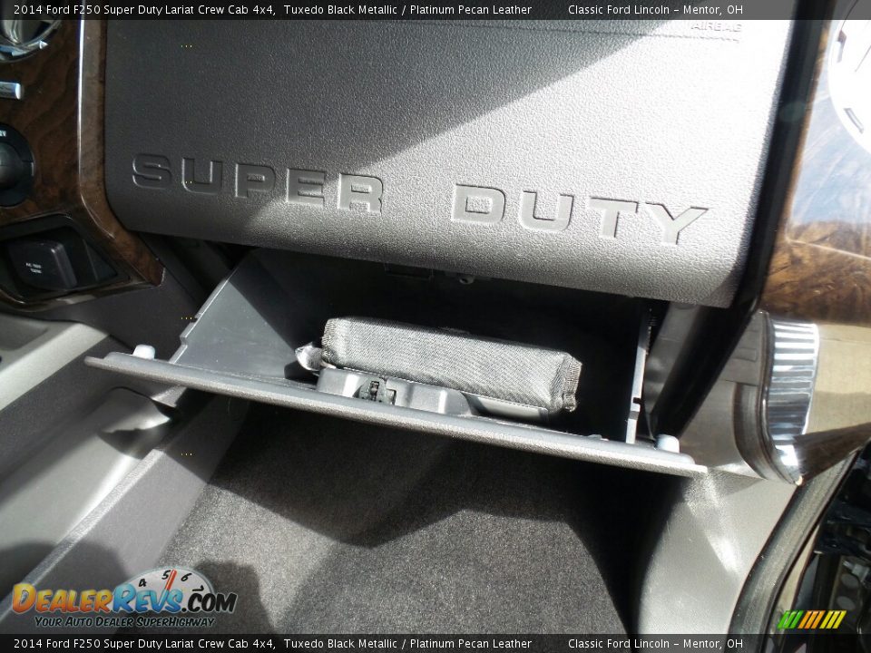 2014 Ford F250 Super Duty Lariat Crew Cab 4x4 Tuxedo Black Metallic / Platinum Pecan Leather Photo #19