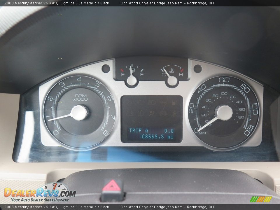 2008 Mercury Mariner V6 4WD Light Ice Blue Metallic / Black Photo #21