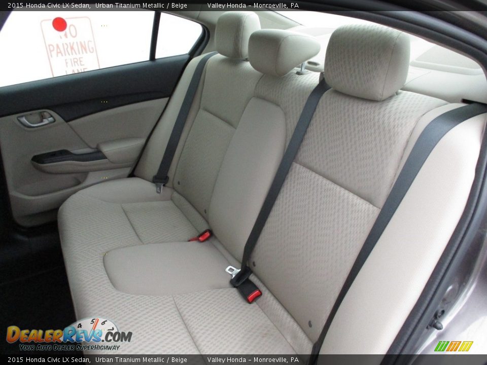 2015 Honda Civic LX Sedan Urban Titanium Metallic / Beige Photo #12