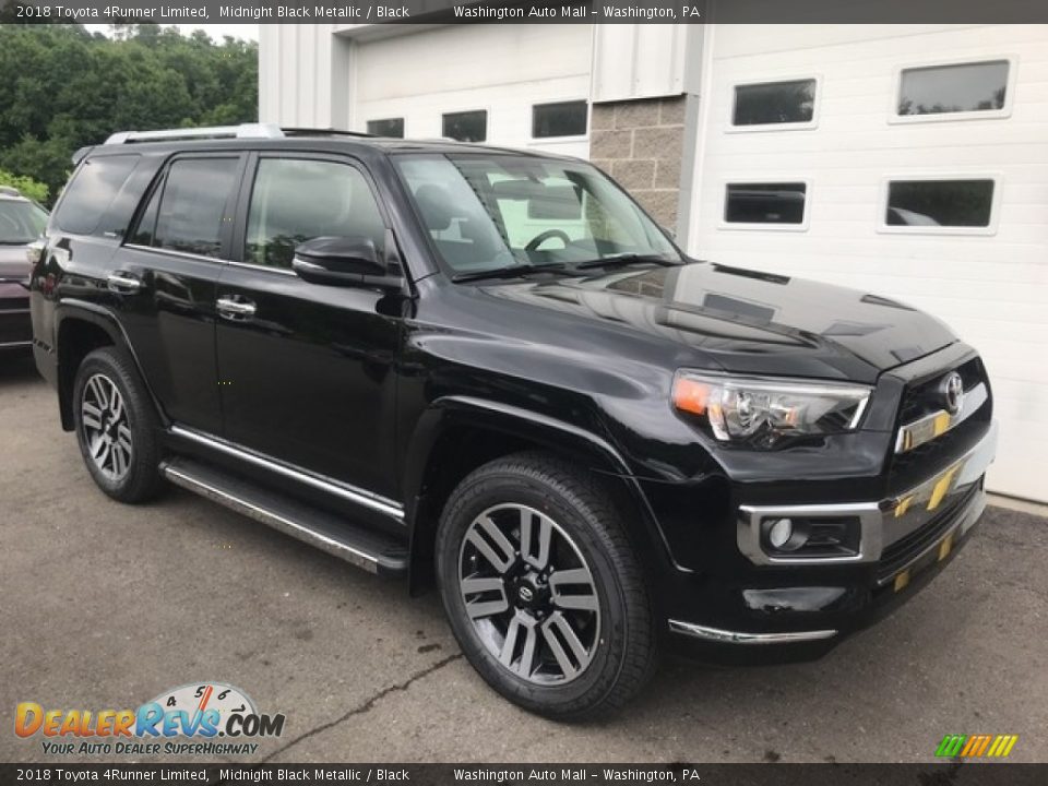 Front 3/4 View of 2018 Toyota 4Runner Limited Photo #1