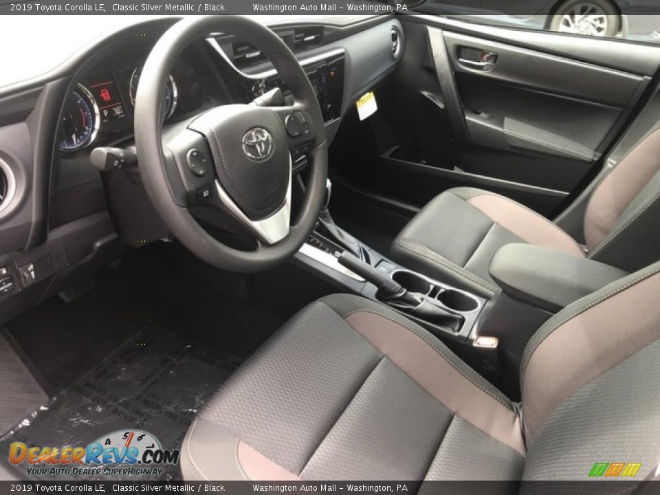 Black Interior - 2019 Toyota Corolla LE Photo #7