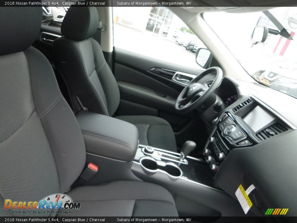 Front Seat of 2018 Nissan Pathfinder S 4x4 Photo #10