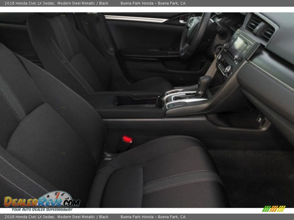 2018 Honda Civic LX Sedan Modern Steel Metallic / Black Photo #28