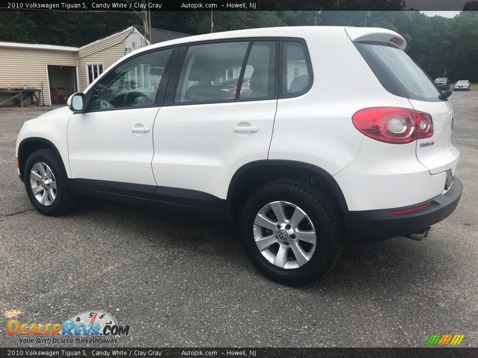 2010 Volkswagen Tiguan S Candy White / Clay Gray Photo #4