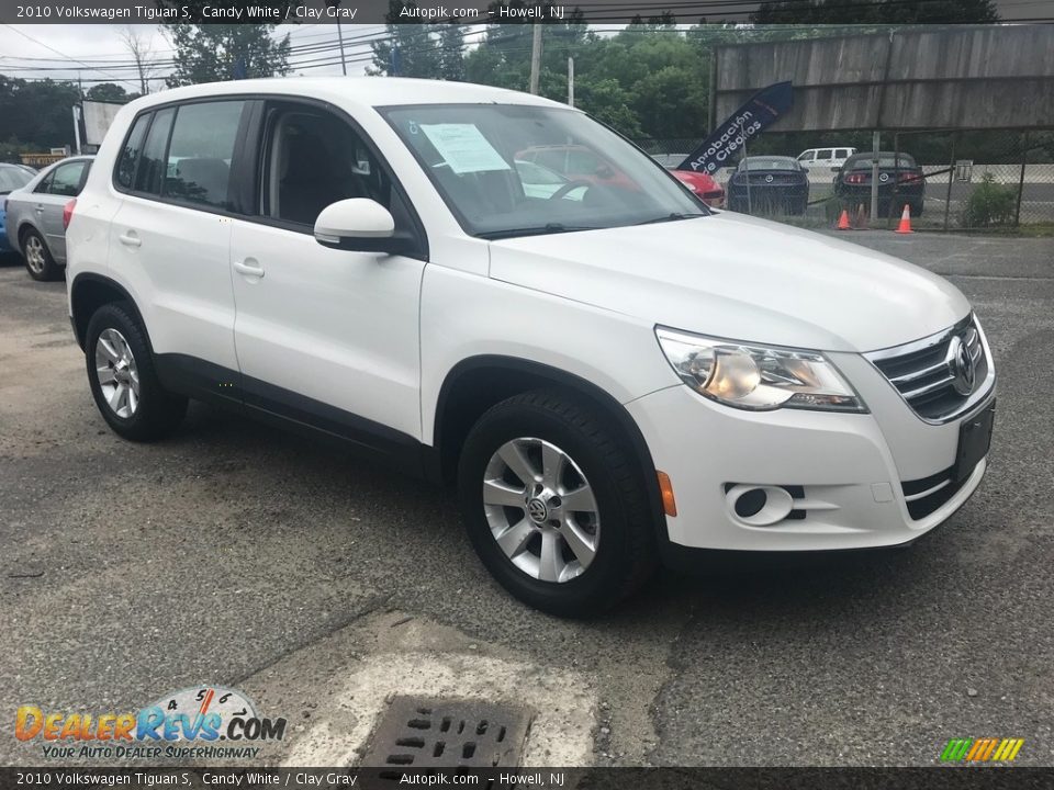2010 Volkswagen Tiguan S Candy White / Clay Gray Photo #11