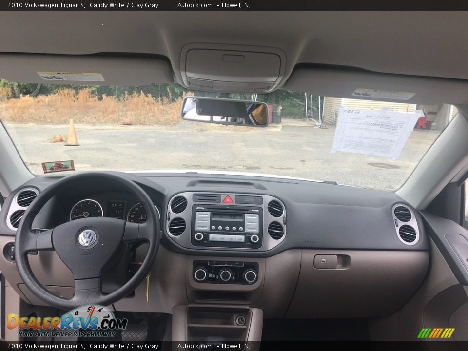 2010 Volkswagen Tiguan S Candy White / Clay Gray Photo #16