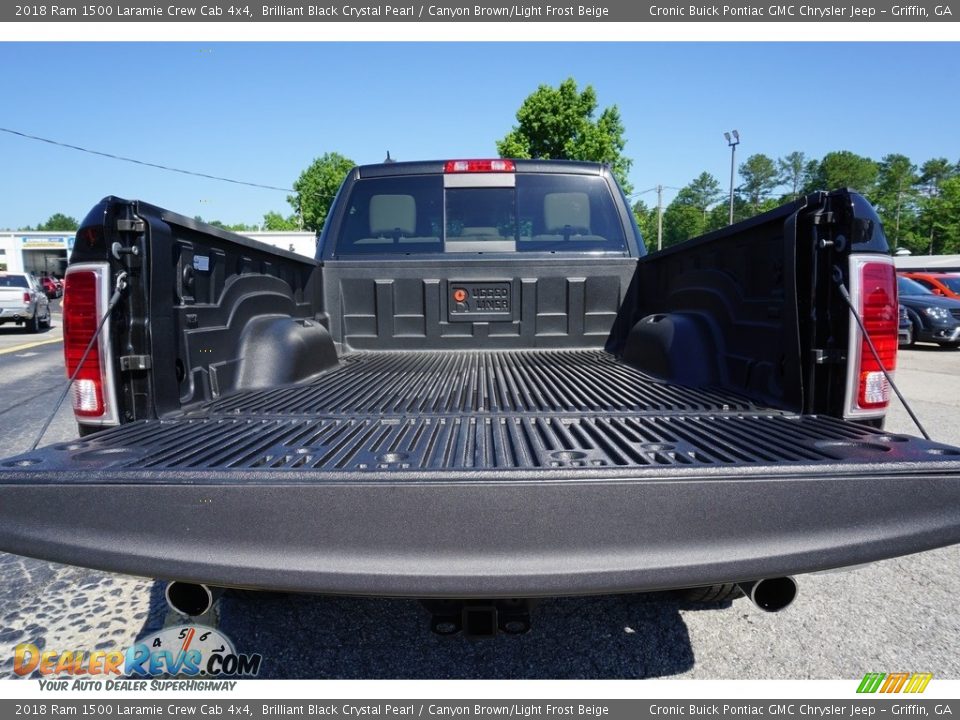 2018 Ram 1500 Laramie Crew Cab 4x4 Brilliant Black Crystal Pearl / Canyon Brown/Light Frost Beige Photo #17