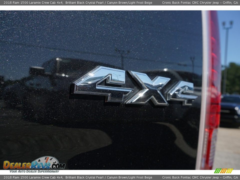 2018 Ram 1500 Laramie Crew Cab 4x4 Brilliant Black Crystal Pearl / Canyon Brown/Light Frost Beige Photo #18