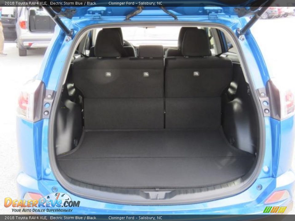 2018 Toyota RAV4 XLE Trunk Photo #21