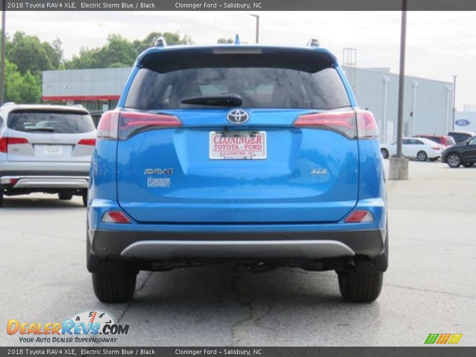 2018 Toyota RAV4 XLE Electric Storm Blue / Black Photo #23