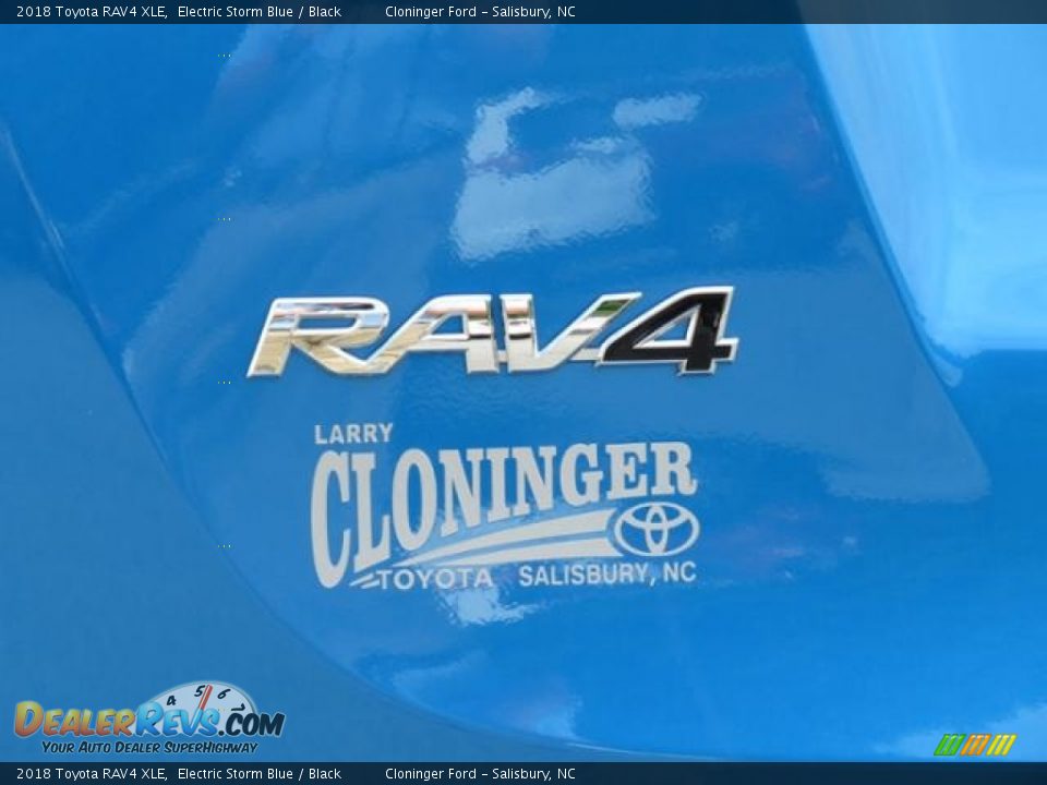 2018 Toyota RAV4 XLE Electric Storm Blue / Black Photo #25