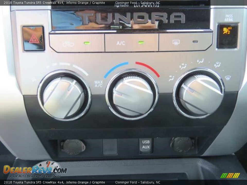 2018 Toyota Tundra SR5 CrewMax 4x4 Inferno Orange / Graphite Photo #14