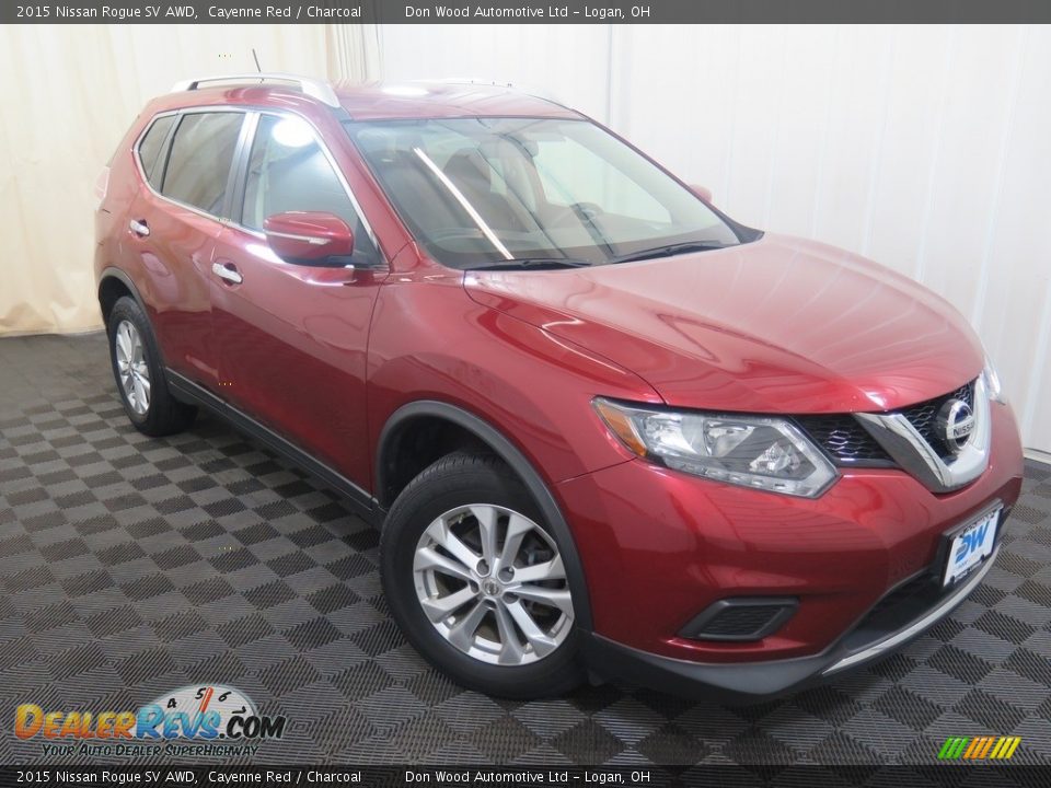 2015 Nissan Rogue SV AWD Cayenne Red / Charcoal Photo #4