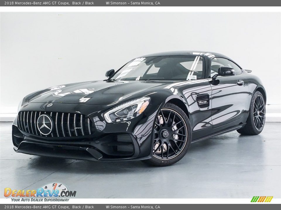 Front 3/4 View of 2018 Mercedes-Benz AMG GT Coupe Photo #13