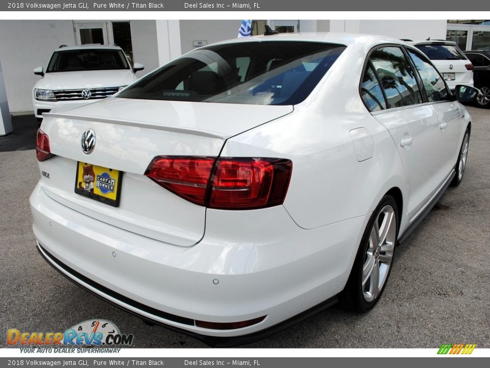 2018 Volkswagen Jetta GLI Pure White / Titan Black Photo #10