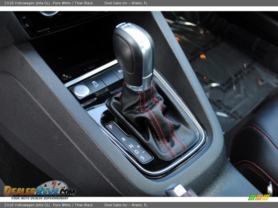 2018 Volkswagen Jetta GLI Shifter Photo #16