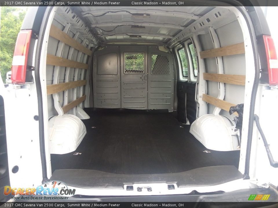 2017 GMC Savana Van 2500 Cargo Summit White / Medium Pewter Photo #11