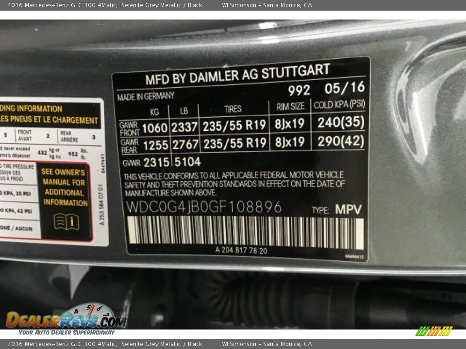 2016 Mercedes-Benz GLC 300 4Matic Selenite Grey Metallic / Black Photo #23