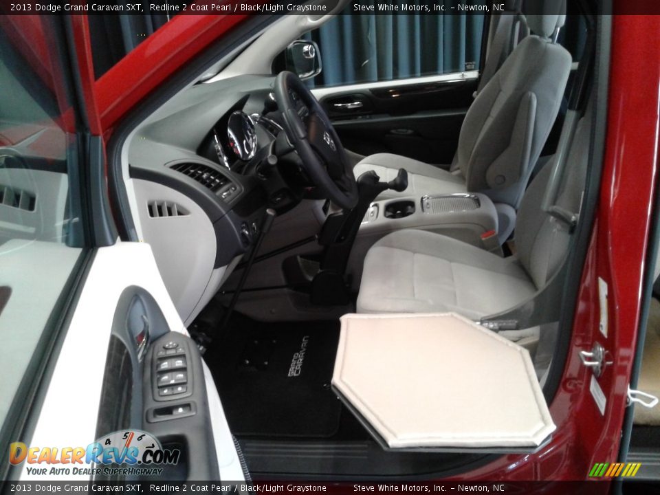 2013 Dodge Grand Caravan SXT Redline 2 Coat Pearl / Black/Light Graystone Photo #12