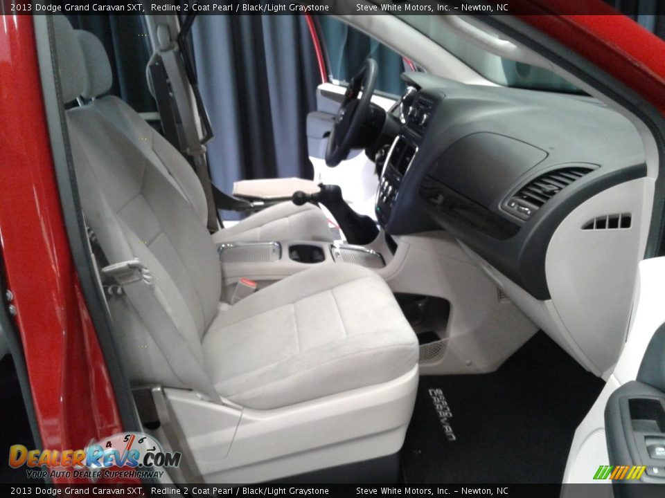 2013 Dodge Grand Caravan SXT Redline 2 Coat Pearl / Black/Light Graystone Photo #18