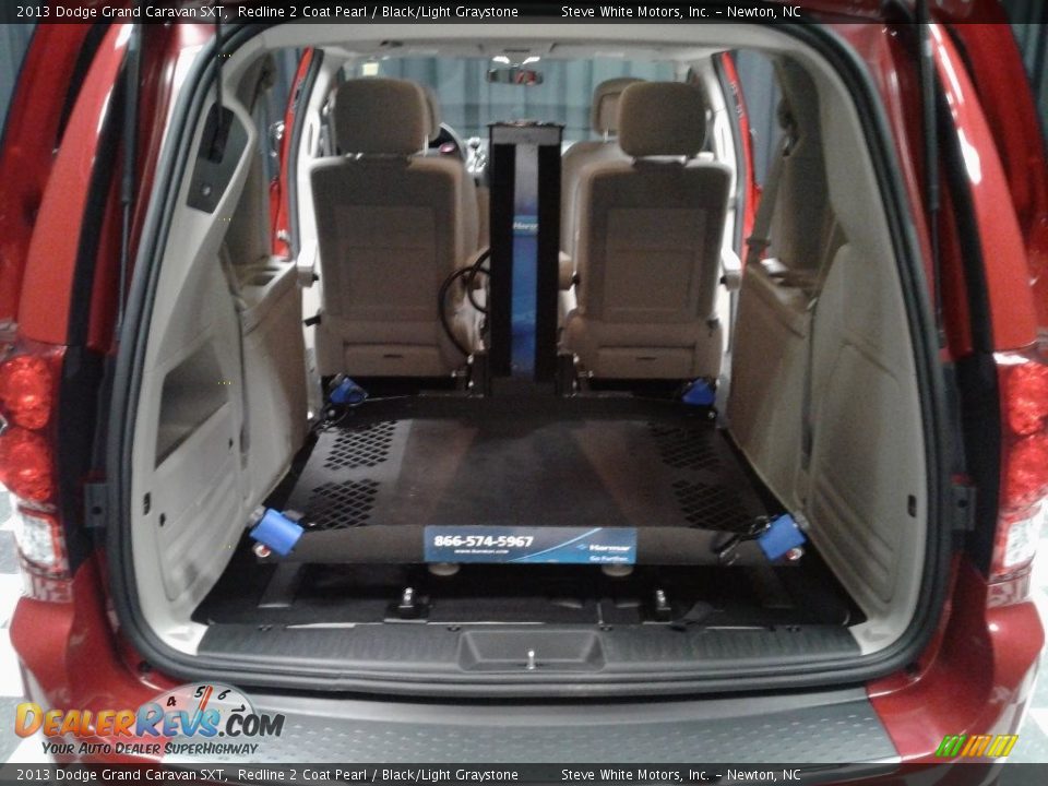 2013 Dodge Grand Caravan SXT Redline 2 Coat Pearl / Black/Light Graystone Photo #33