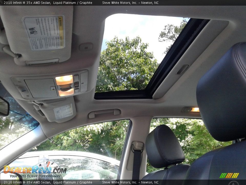 2010 Infiniti M 35x AWD Sedan Liquid Platinum / Graphite Photo #31
