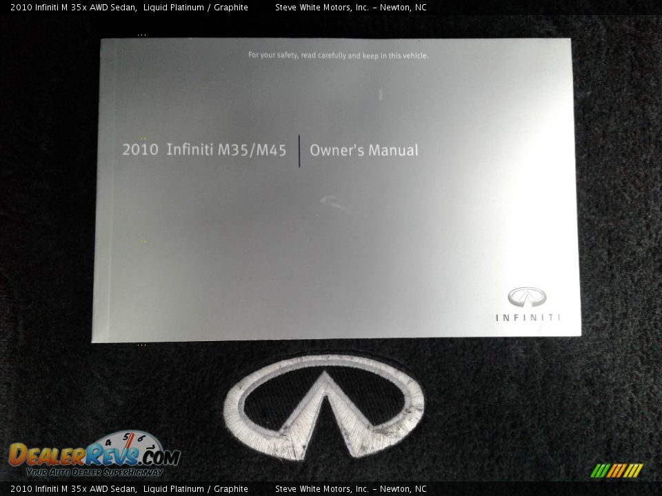 2010 Infiniti M 35x AWD Sedan Liquid Platinum / Graphite Photo #35