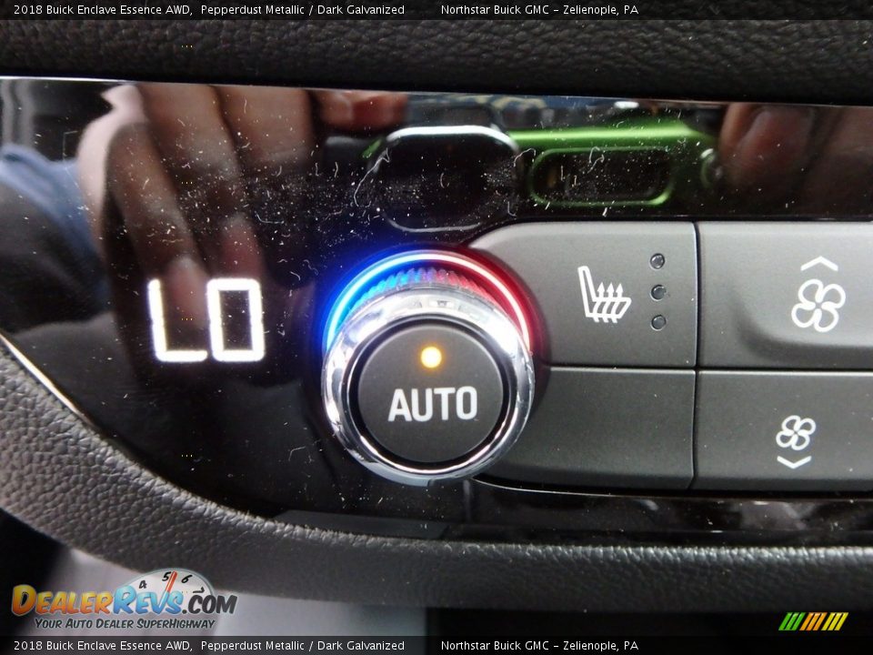 2018 Buick Enclave Essence AWD Pepperdust Metallic / Dark Galvanized Photo #18