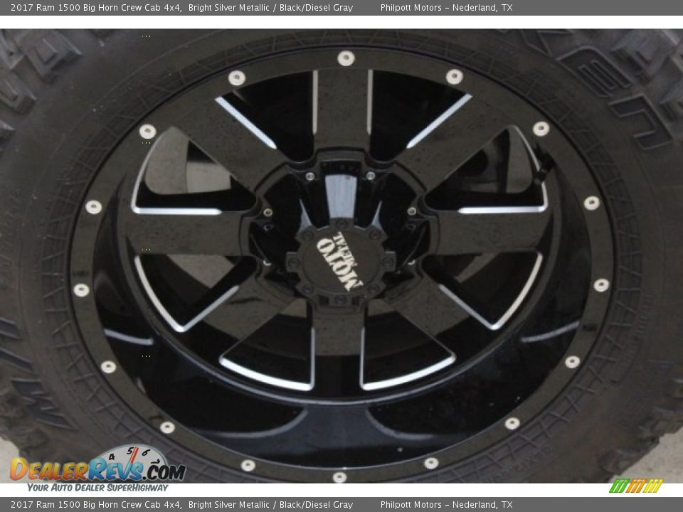 2017 Ram 1500 Big Horn Crew Cab 4x4 Bright Silver Metallic / Black/Diesel Gray Photo #4