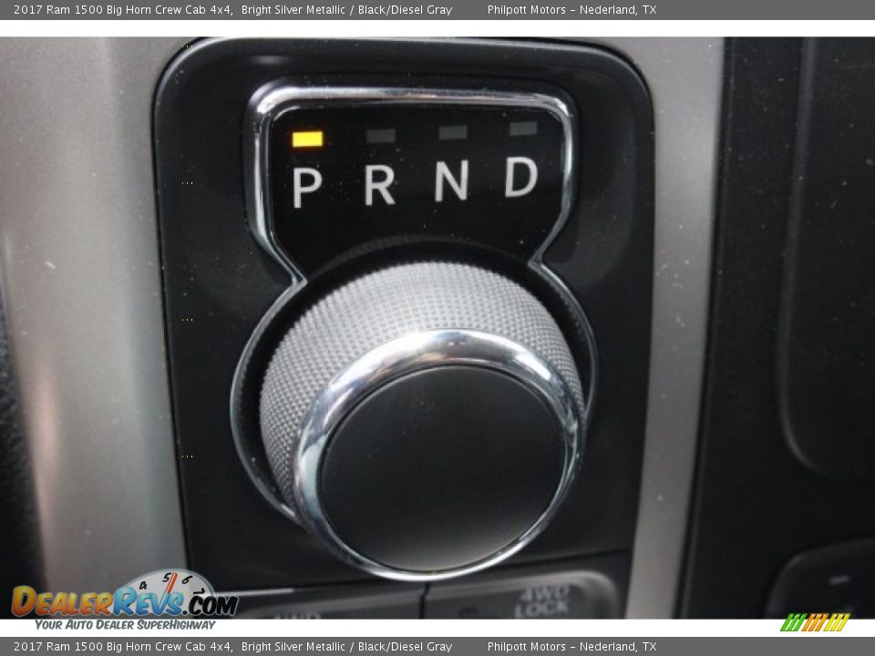 2017 Ram 1500 Big Horn Crew Cab 4x4 Bright Silver Metallic / Black/Diesel Gray Photo #19