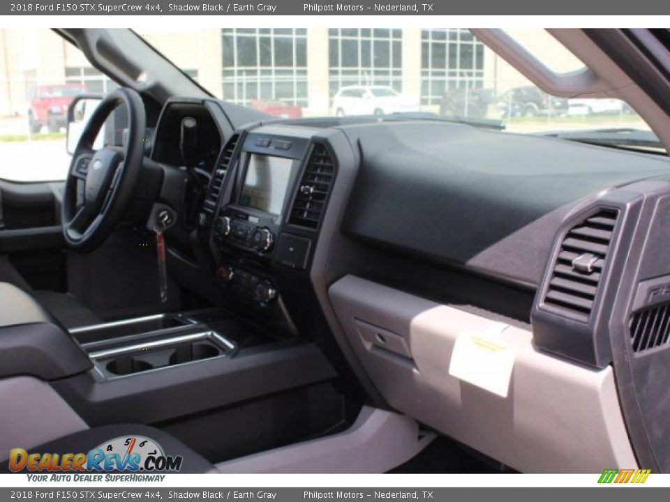 2018 Ford F150 STX SuperCrew 4x4 Shadow Black / Earth Gray Photo #30