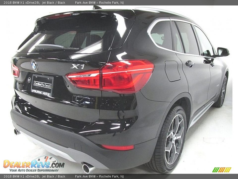 2018 BMW X1 xDrive28i Jet Black / Black Photo #5