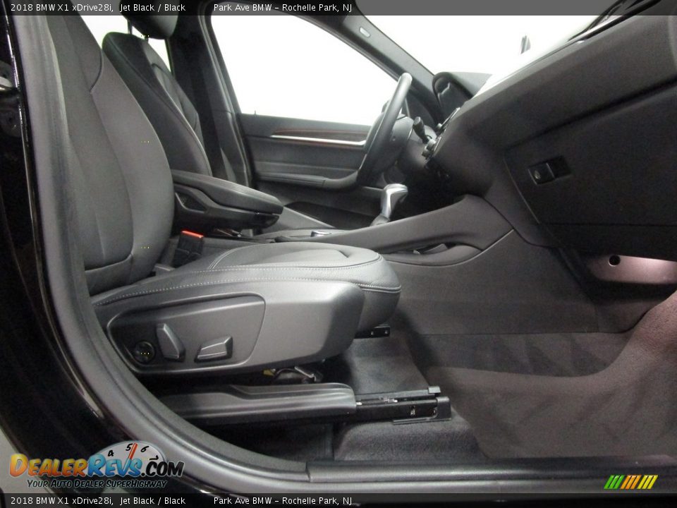 2018 BMW X1 xDrive28i Jet Black / Black Photo #18