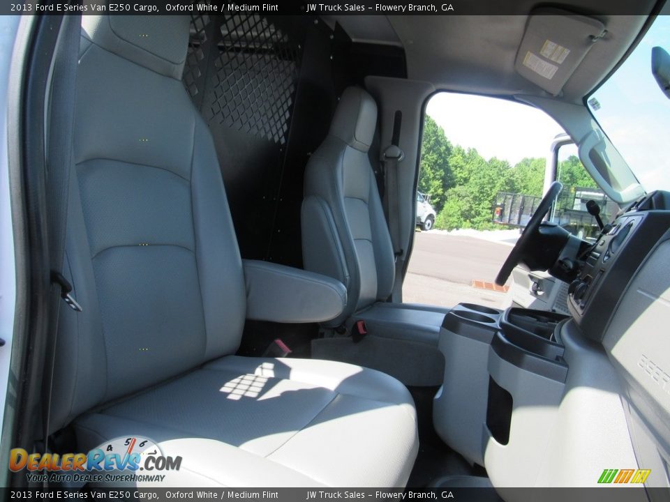 2013 Ford E Series Van E250 Cargo Oxford White / Medium Flint Photo #18