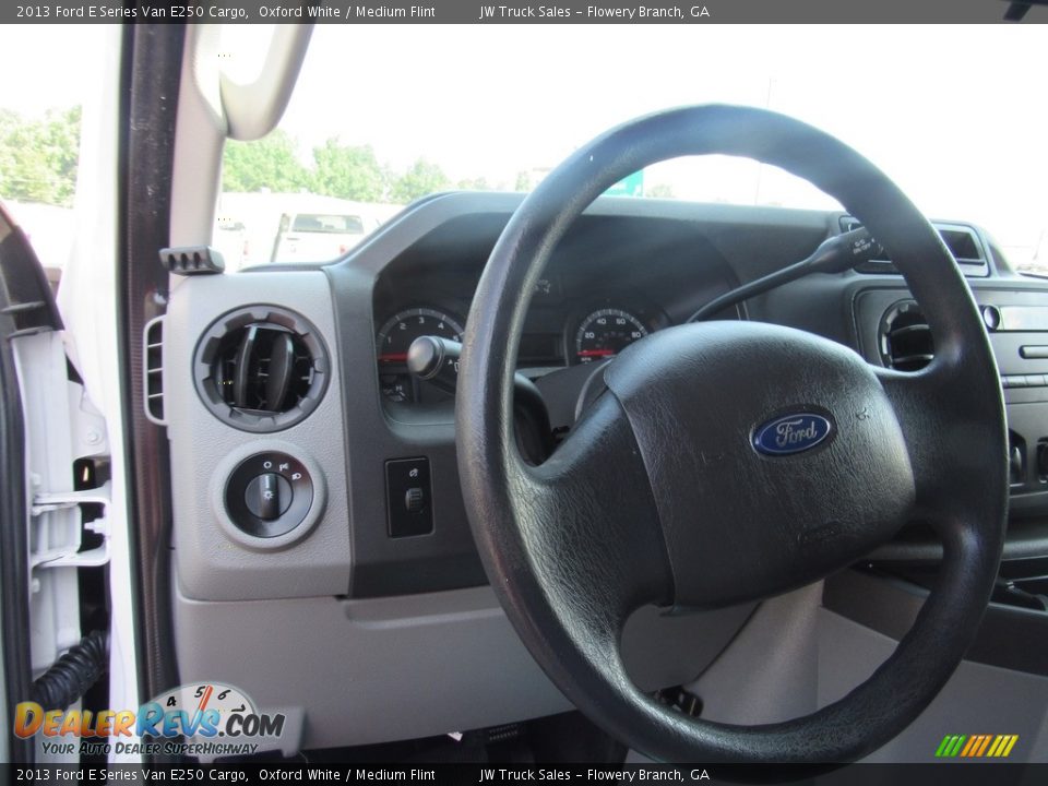 2013 Ford E Series Van E250 Cargo Oxford White / Medium Flint Photo #22